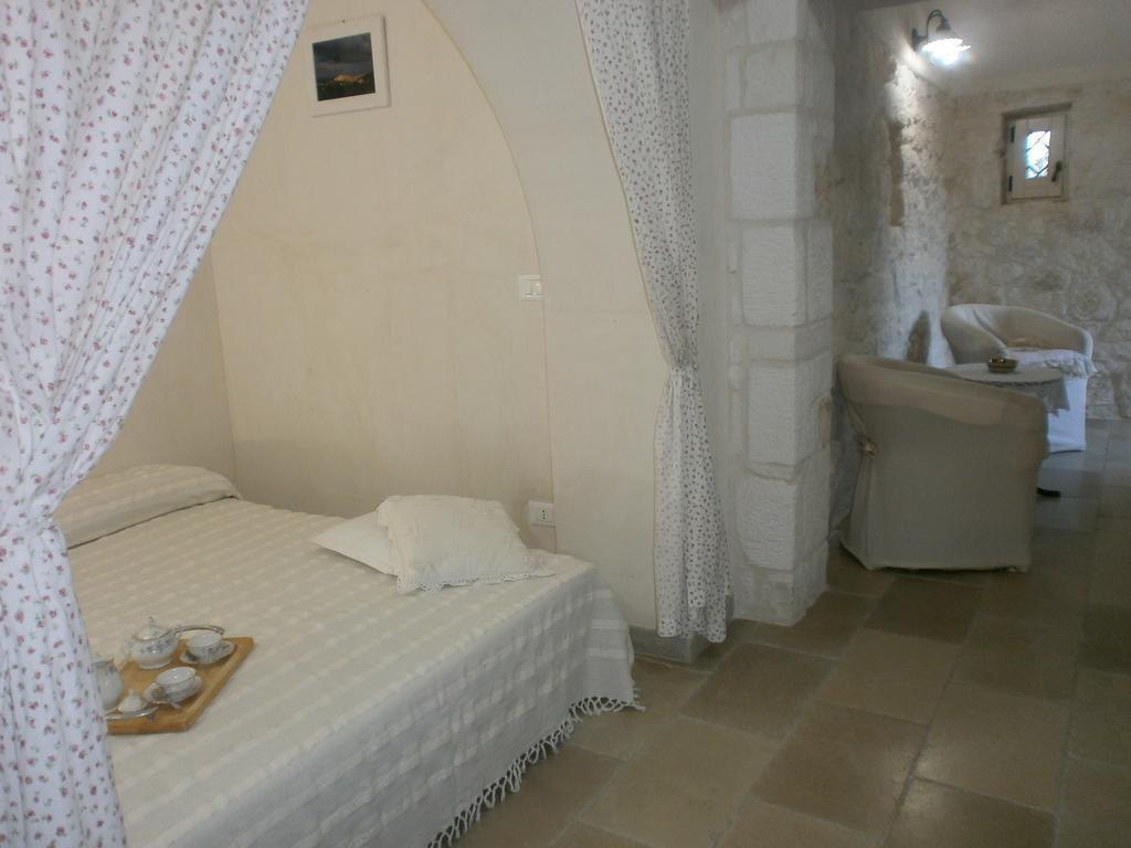 Trullo Villa Giuliana Con Giardino Posizione Panoramica Free Wifi Ostuni Kültér fotó